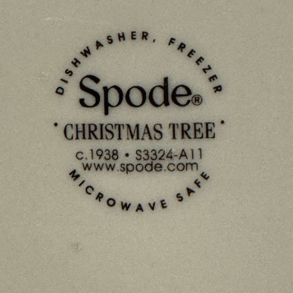 Set of 3 Spode Christmas Tree Salad Plates with Green Trim Seasonal Tableware - Picture 3 of 4